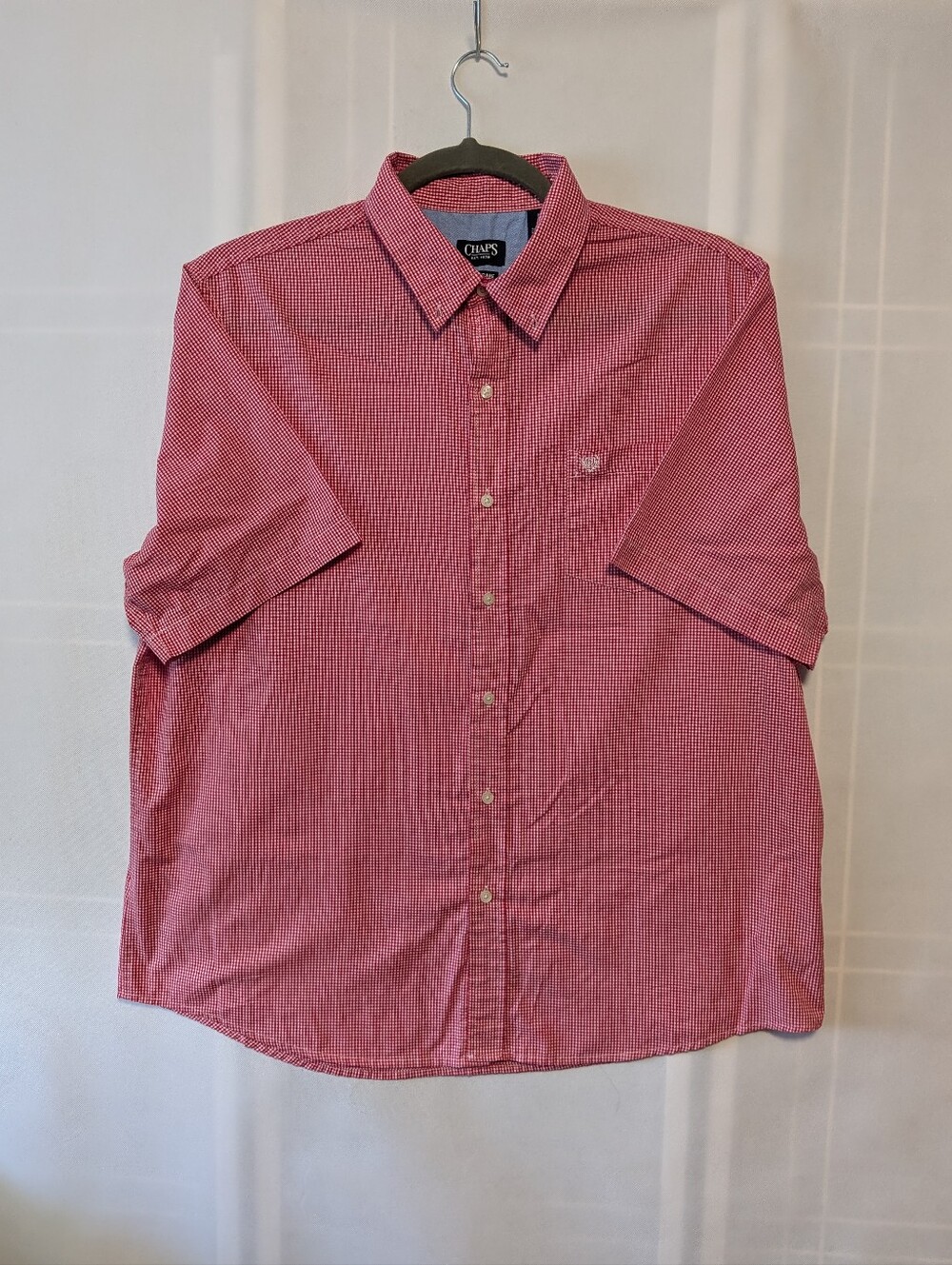 CHAPS Men's Easy Care Red Plaid Short Sleeve Button Front Shirt lightweight